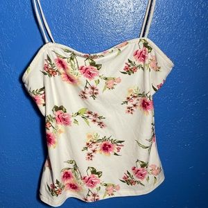 ✨ teen crop top - used